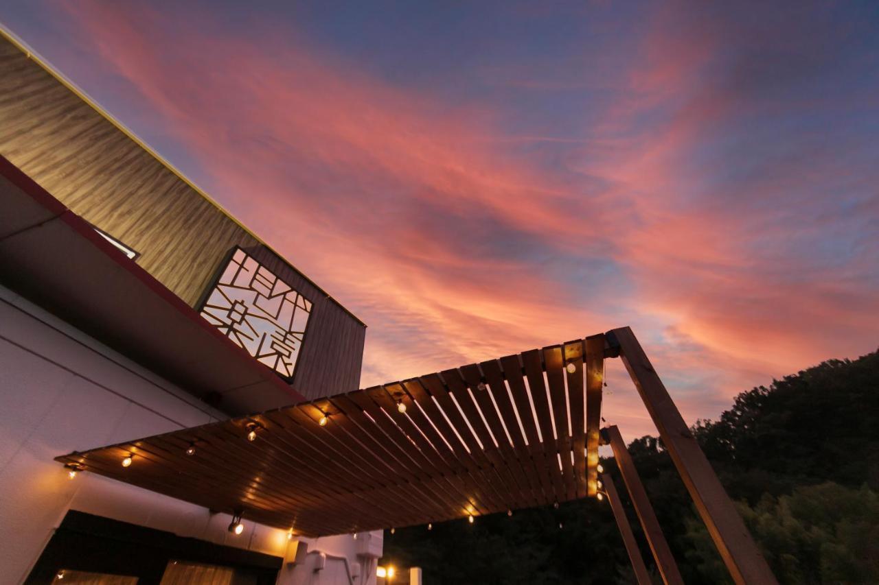 Hotel Gendairakuen Isehara (Adults Only) Exterior foto